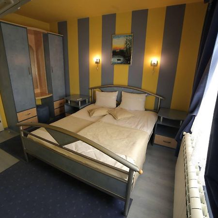 Hotel Zeneva Kragujevac Exteriör bild