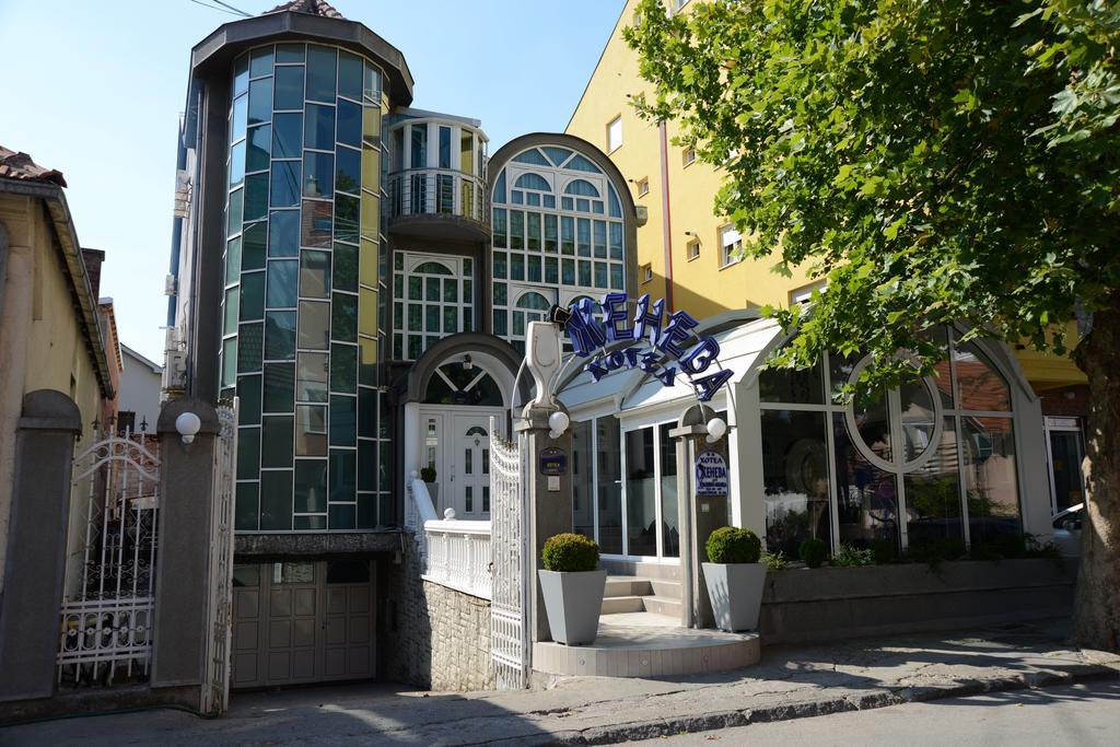 Hotel Zeneva Kragujevac Exteriör bild