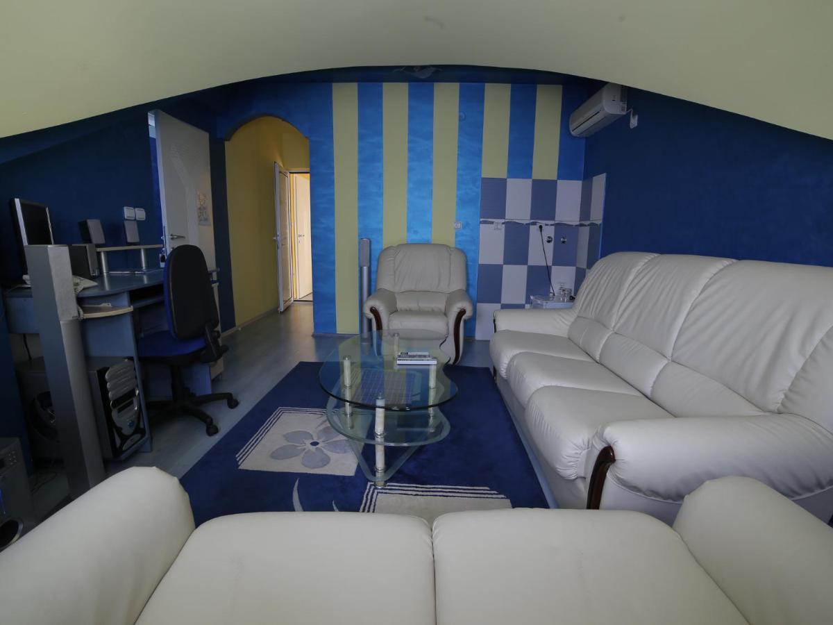 Hotel Zeneva Kragujevac Exteriör bild